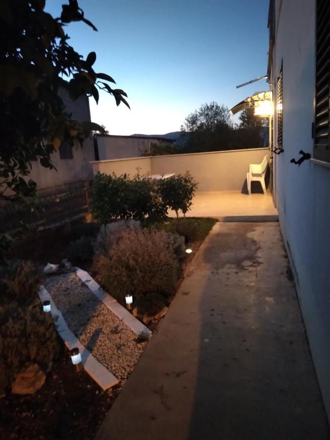 Vila Rosanda Slatine Exterior photo